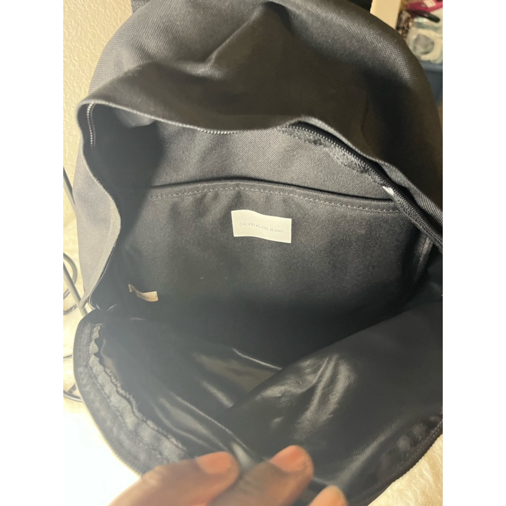 Calvin Klein Jeans Women's Nylon Logo Backpack - Black - Picture 7 of 10